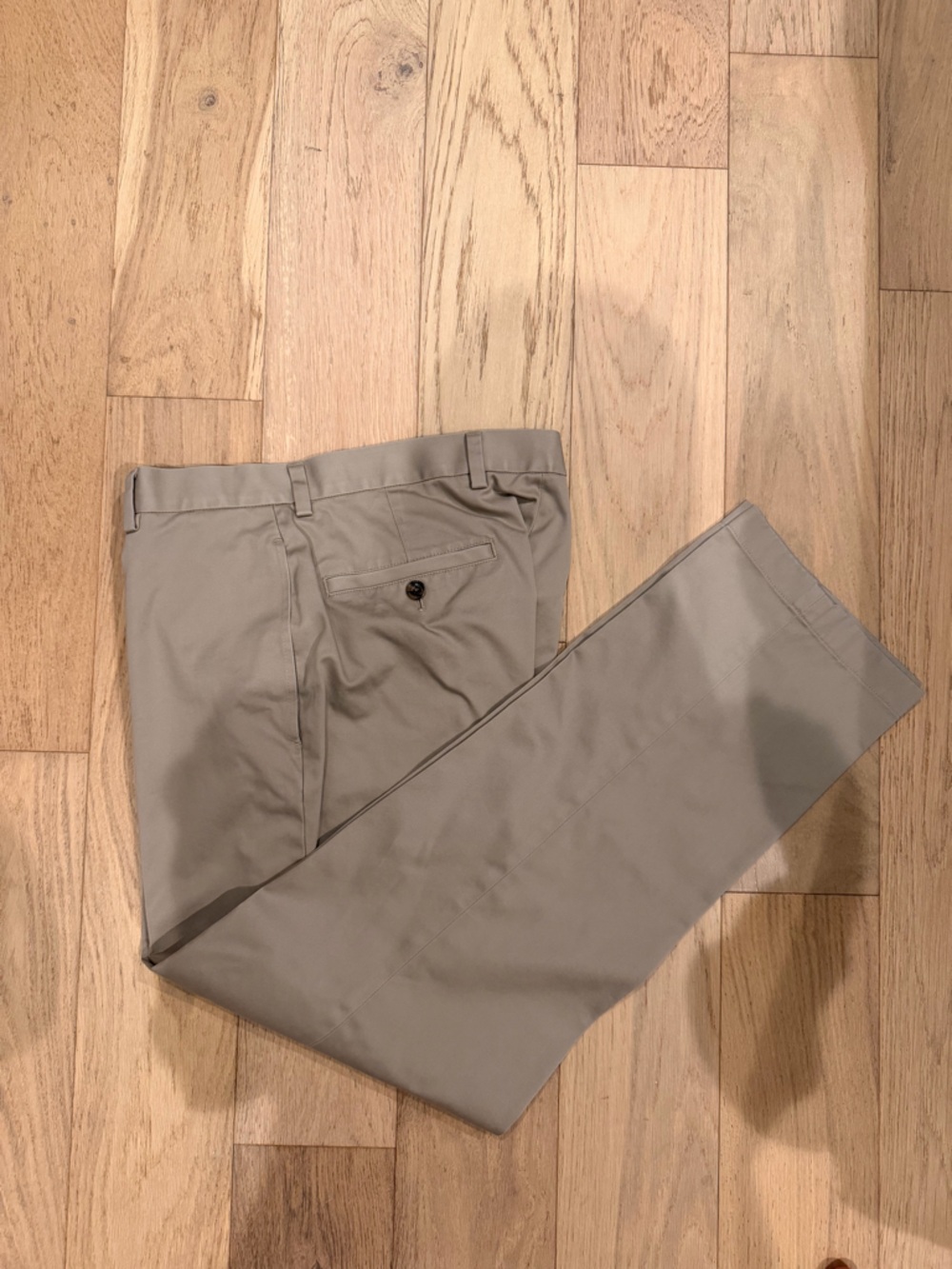 Brooks Brothers Men's Chinos in Light Khaki